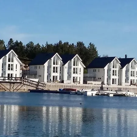 Atlanterhavsveien Rorbuer Storsandoya