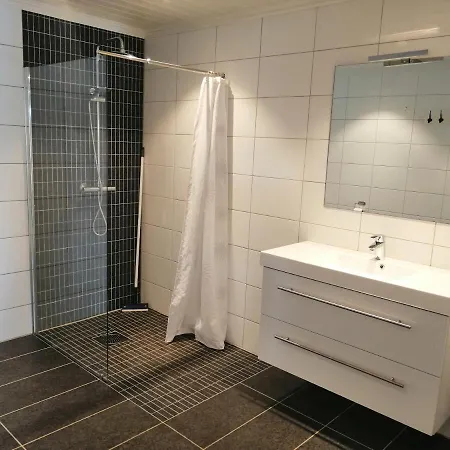 Atlanterhavsveien Rorbuer Storsandoya