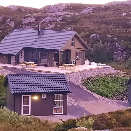 Atlanterhavsveien Rorbuer * Storsandoya