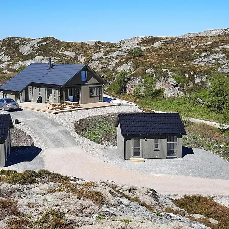 Atlanterhavsveien Rorbuer Tatil Evi *